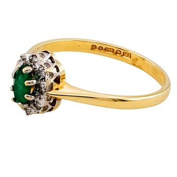 9ct gold Emerald/Diamond Cluster Ring size L